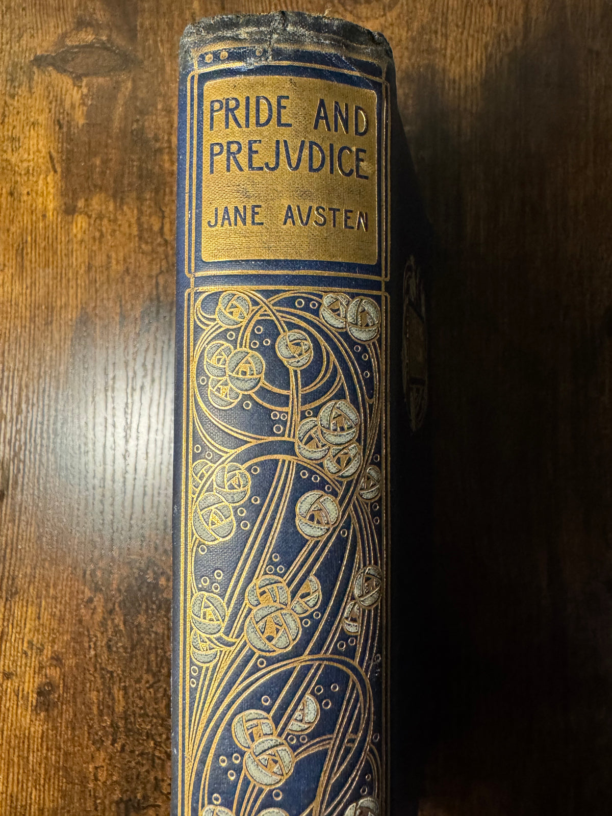 Pride and Prejudice by Jane Austen (1904 Blackie & Son, Illustrated by Chris Hammond)