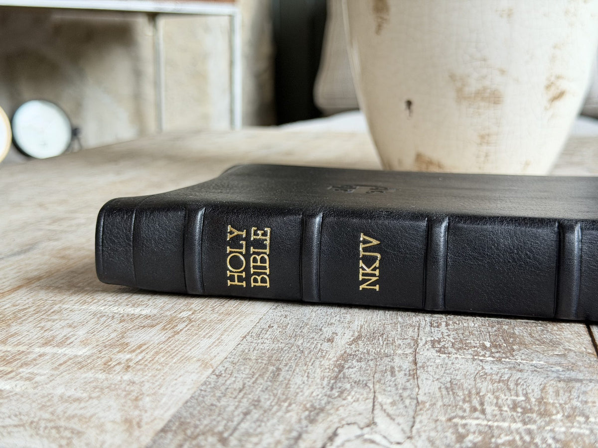 Black Loch Ness NKJV Large Print Thinline Reference (Premier Collection) by Rock Wall Bibles, spine